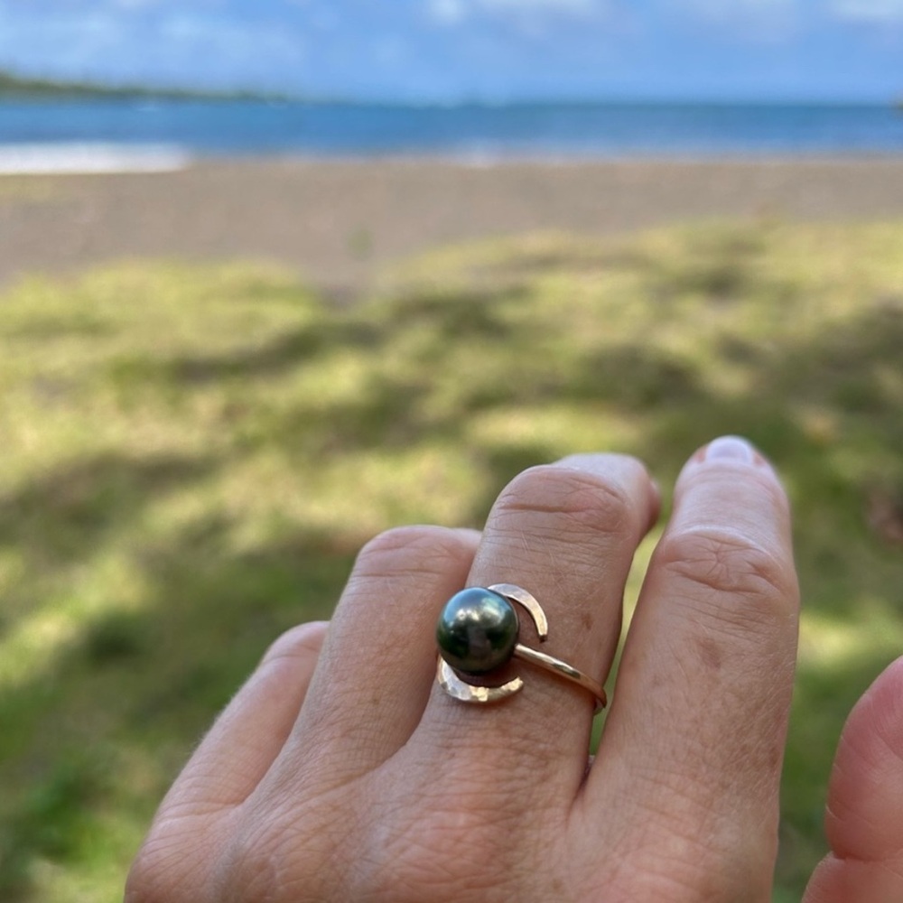 Tahitian pearl ring